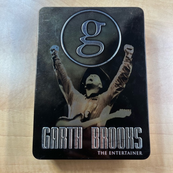 Garth Brooks - The Entertainer - 5 DVD Box Set - Picture 1 of 8